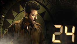 24 India S01
